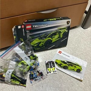 LEGO Technic Lime Green and Black Lamborghini Countach Model